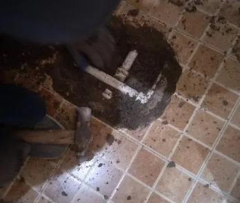 右玉卫生间漏水维修公司为您分享下卫生间渗水如何处理及注意事项